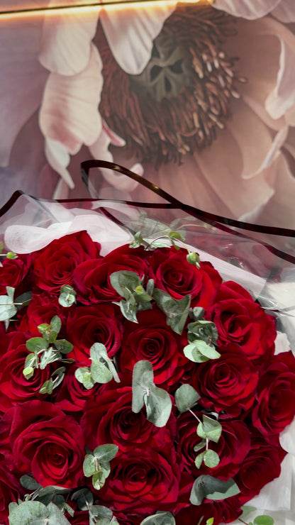 Love Isn’t Blind: Remix Bouquet